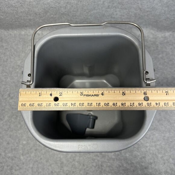 Hitachi Home Bakery Bread Maker Model HB-D103 Pan + Paddle Part Replacement READ - Picture 16 of 16